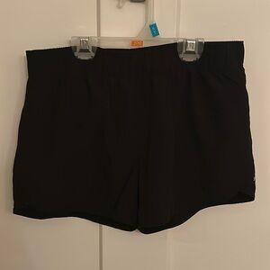 Old Navy active go-dry cool black shorts, size XL (14–16) youth